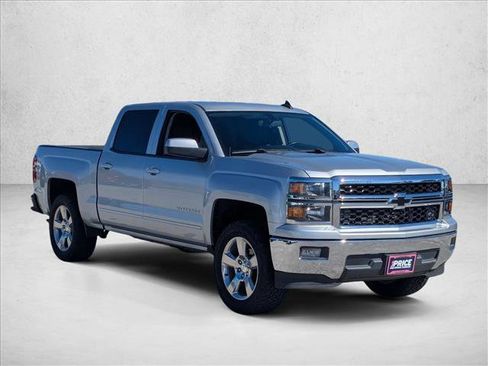 Used 2015 Chevrolet Silverado 1500 LT w/ LT Convenience Package image 3