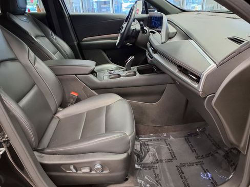Certified 2025 Cadillac XT4 Premium Luxury FWD image 10