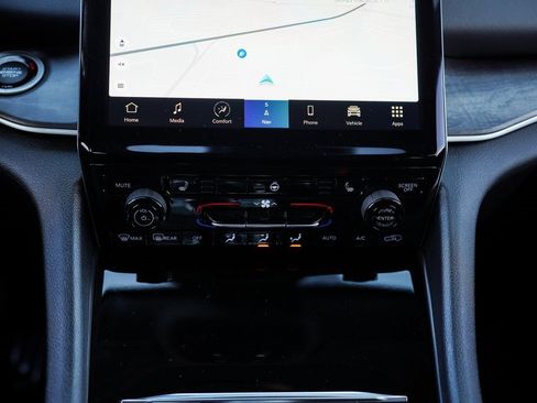 Used 2023 Jeep Grand Cherokee 4WD 4xe image 30