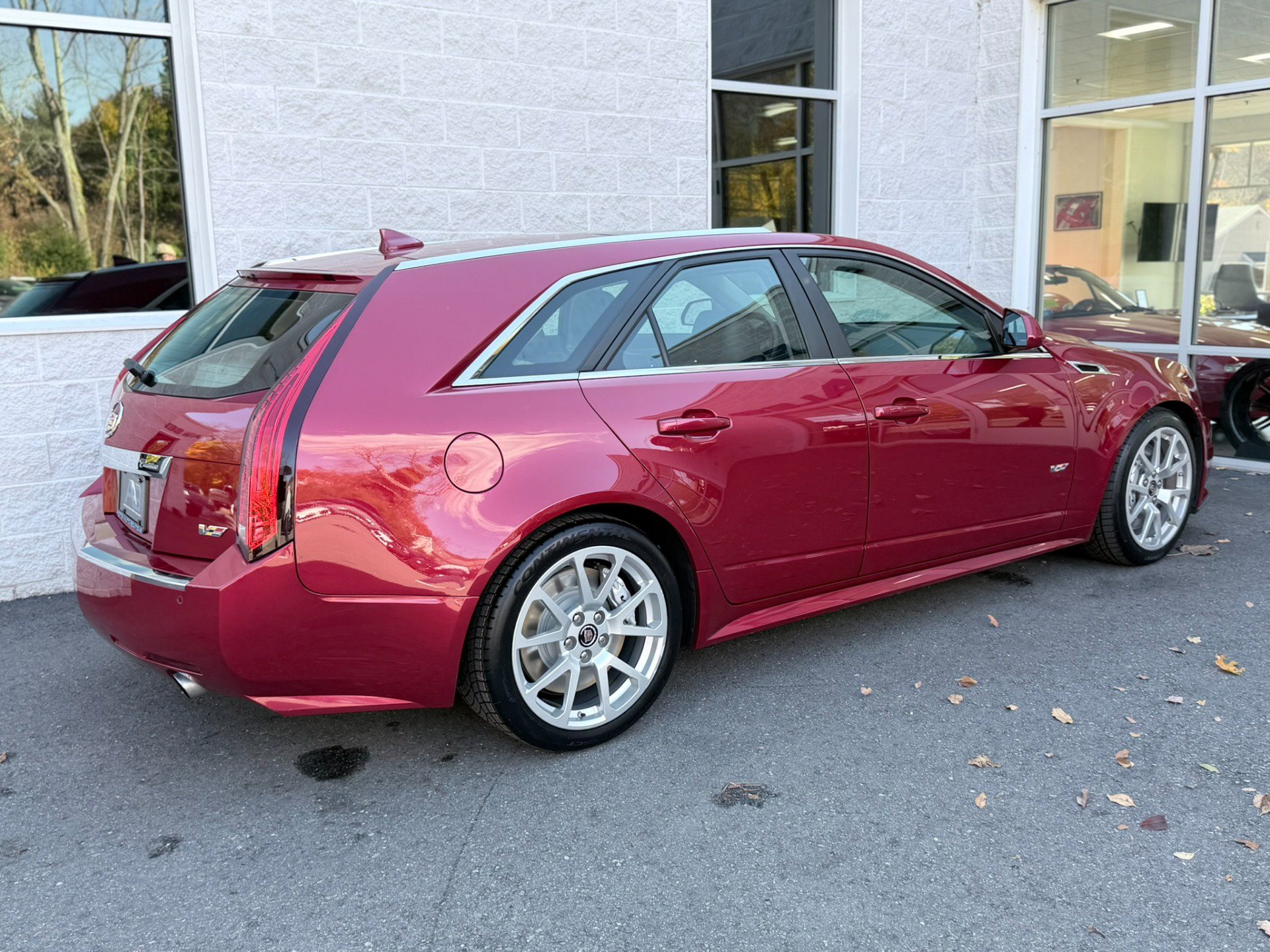 Used 2011 Cadillac CTS V RWD image 13