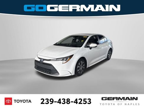 Used 2022 Toyota Corolla LE FWD image 1