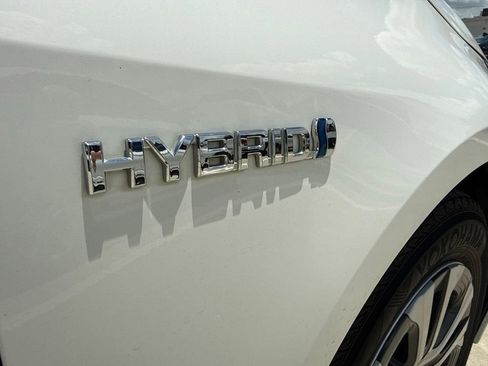 Used 2021 Toyota Corolla LE FWD image 7
