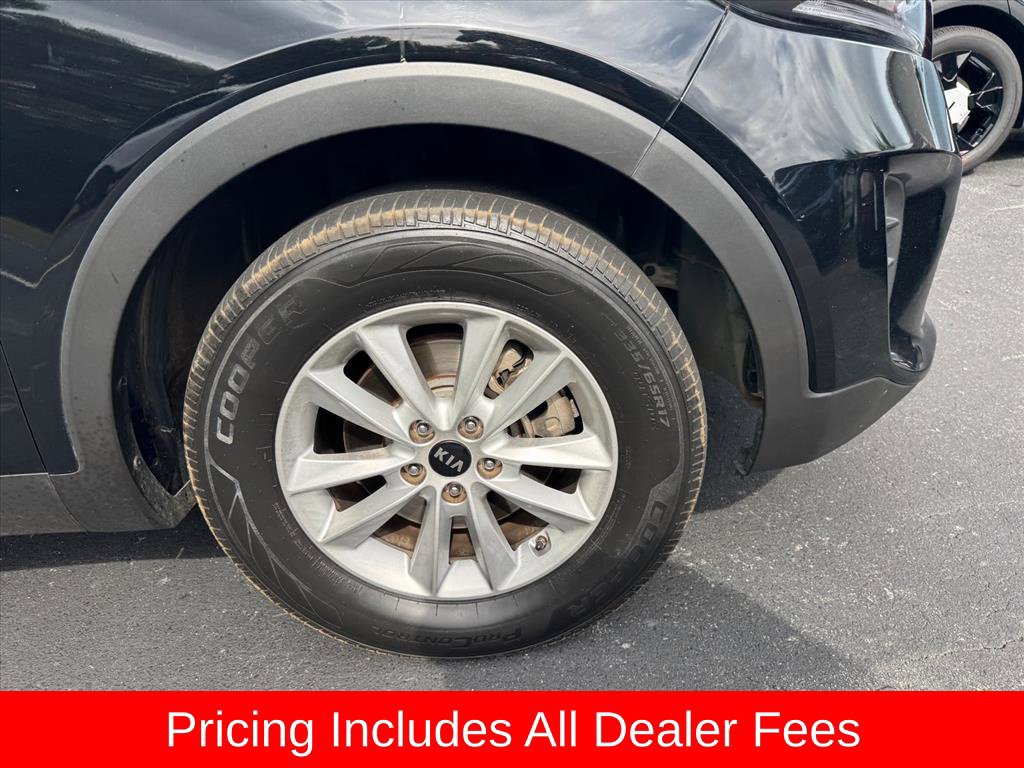 Used 2019 Kia Sorento FWD image 2