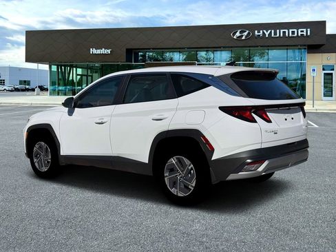 New 2026 Hyundai Tucson Blue SE w/ Tow & Go Package AWD/4WD image 4