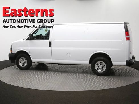 Used 2021 Chevrolet Express 2500 RWD image 58