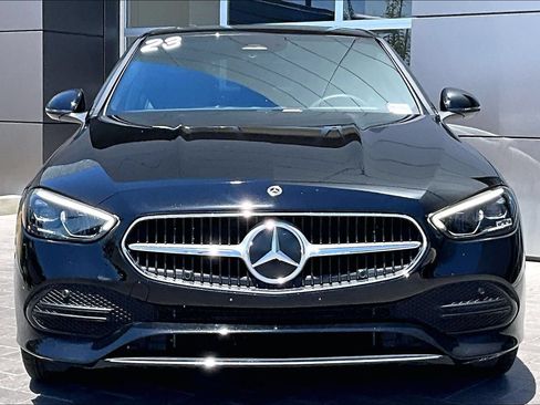Used 2023 Mercedes-Benz C 300 Sedan image 2