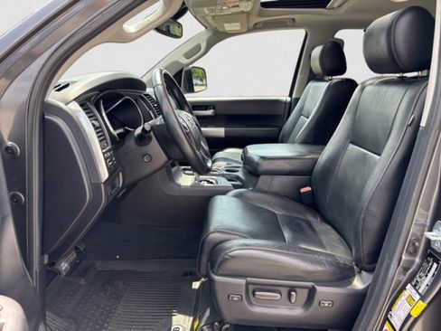 Used 2021 Toyota Sequoia Nightshade image 9