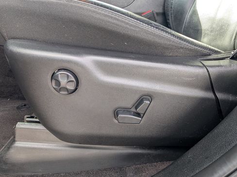 Used 2018 Jeep Grand Cherokee Limited image 17