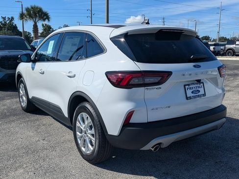 New 2026 Ford Escape Active image 7