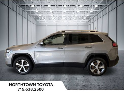 Used 2020 Jeep Cherokee Limited AWD/4WD image 6