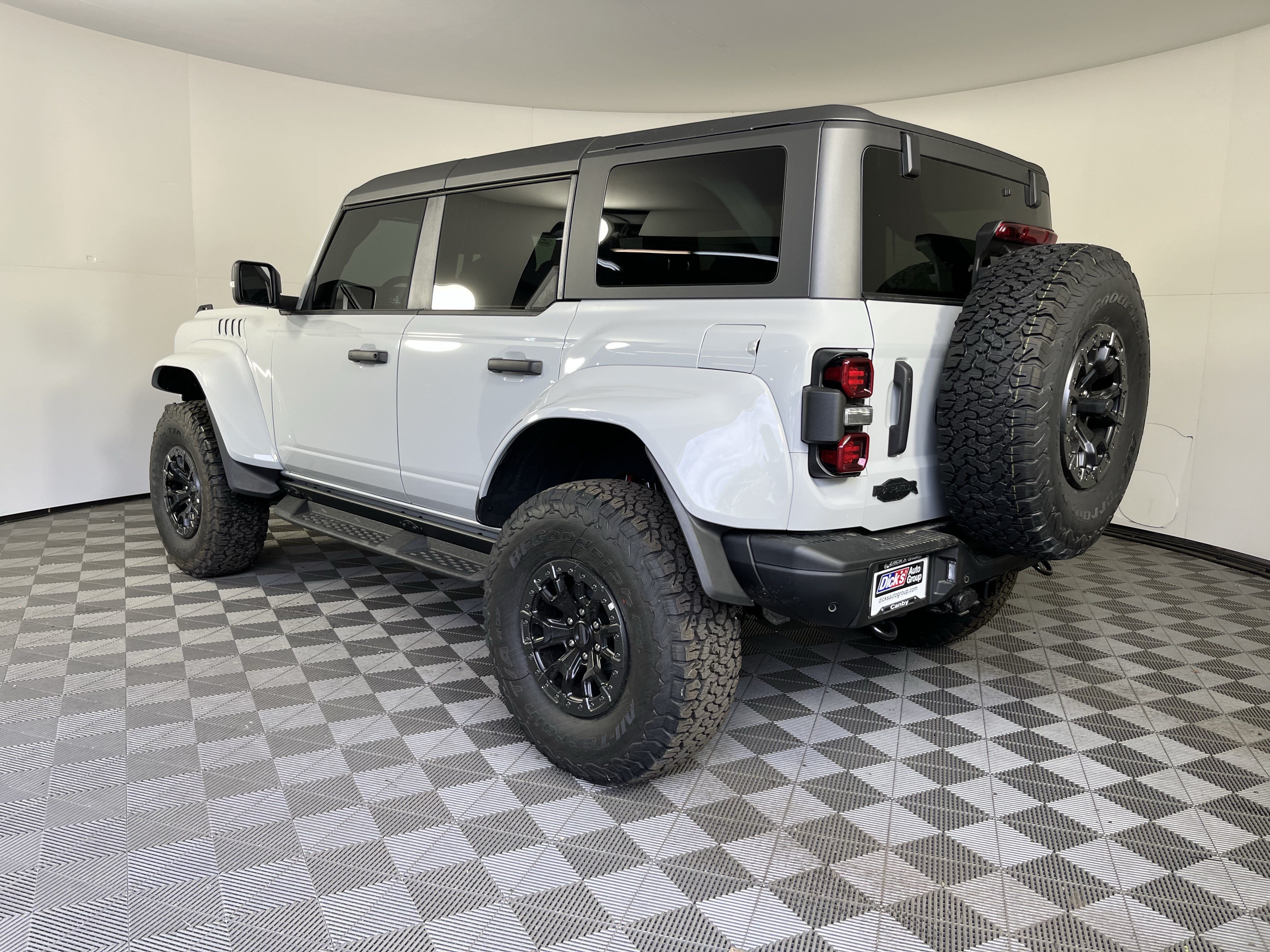 New 2026 Ford Bronco Raptor w/ Interior Carbon Fiber Pack AWD/4WD image 23