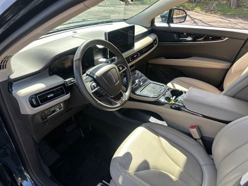 Used 2022 Lincoln Nautilus AWD w/ Premium Package image 35