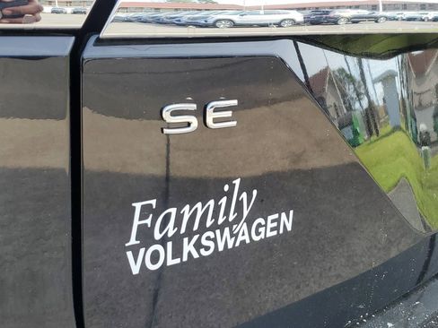 New 2026 Volkswagen Atlas SE FWD image 6