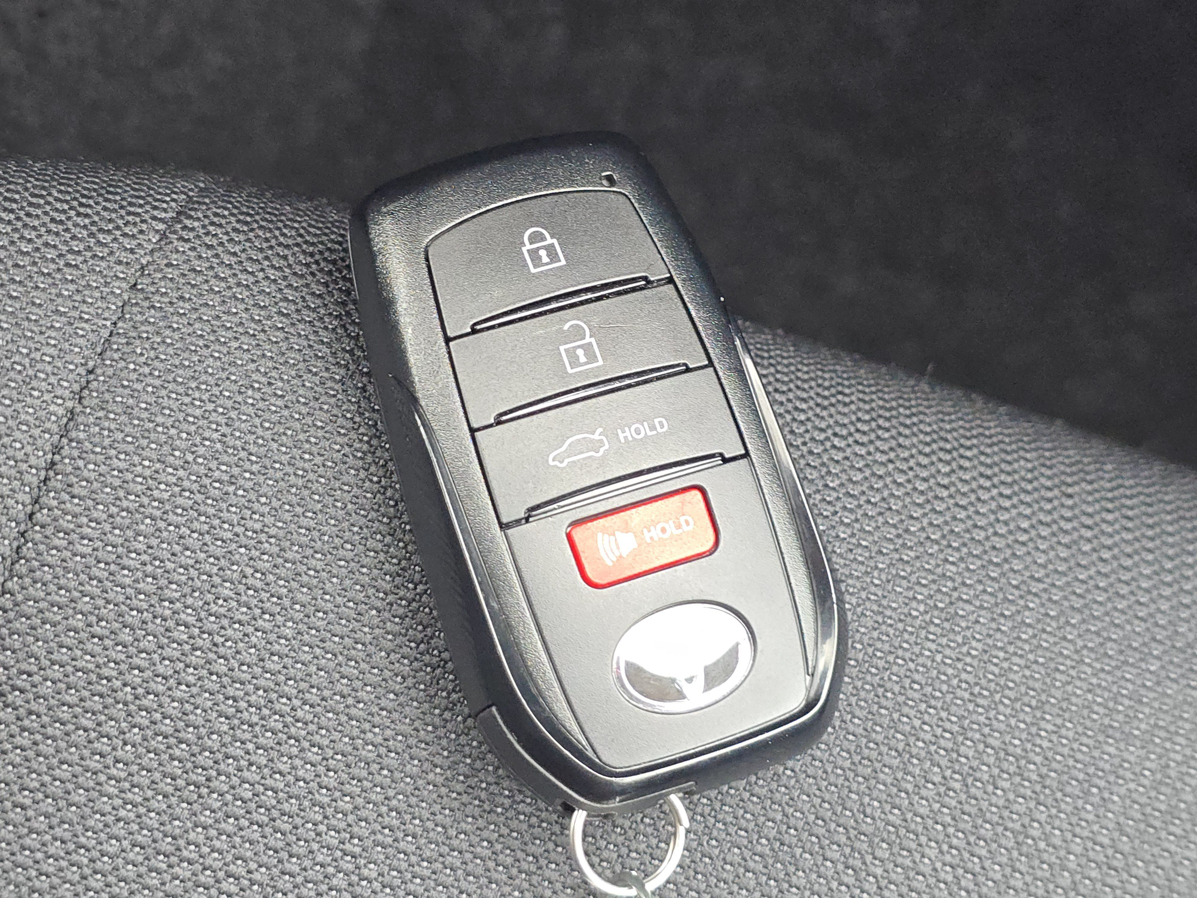 Used 2026 Toyota Corolla SE FWD image 28