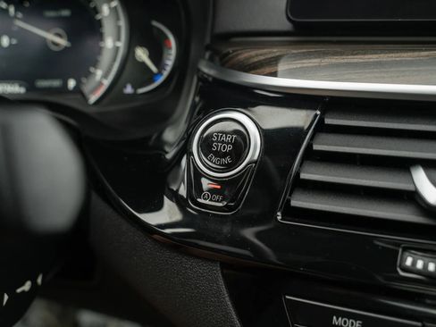 Used 2017 BMW 530i xDrive 530i xDrive Sedan 4D image 38