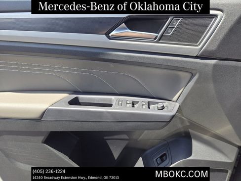 Used 2021 Volkswagen Atlas Cross Sport SEL AWD/4WD image 19