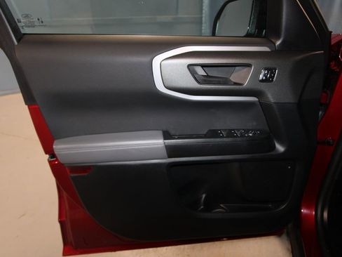 Used 2025 Ford Bronco Sport Badlands image 5