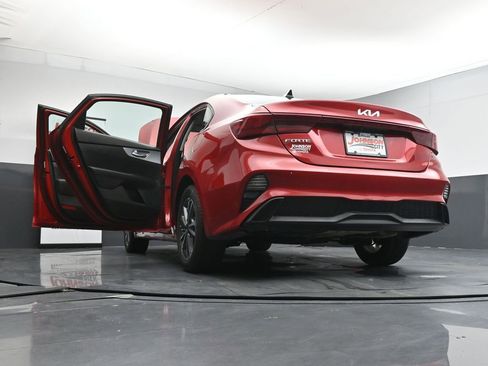 Used 2023 Kia Forte LXS FWD image 44