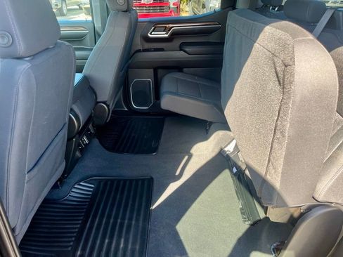 Used 2023 Chevrolet Silverado 1500 LT AWD/4WD image 22