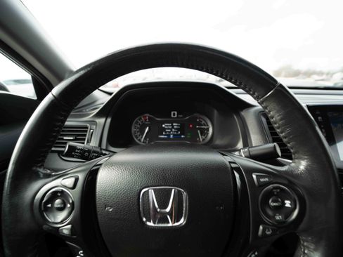 Used 2019 Honda Ridgeline RTL-E image 15
