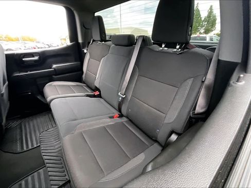 Used 2025 Chevrolet Silverado 1500 Custom image 26