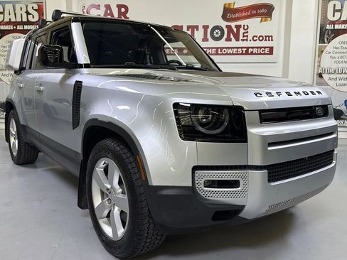 Used 2020 Land Rover Defender 110 First Edition image 2