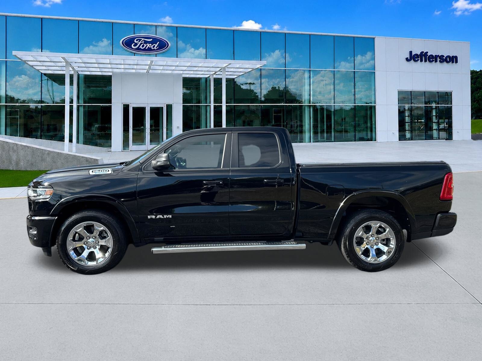 Used 2025 RAM 1500 Big Horn RWD image 4