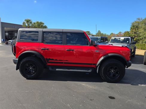 Certified 2023 Ford Bronco Wildtrak image 3