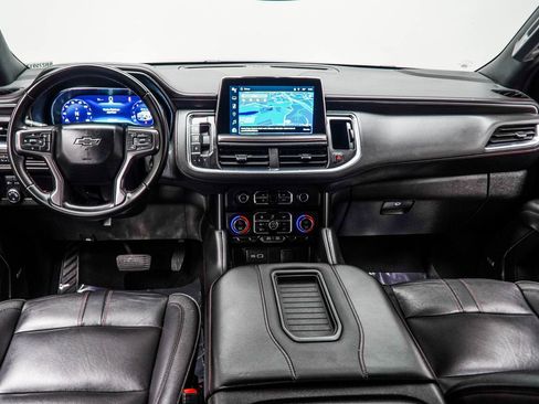 Used 2024 Chevrolet Suburban RST image 5