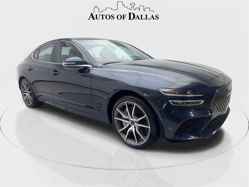 Used 2025 Genesis G70 2.5T image 4