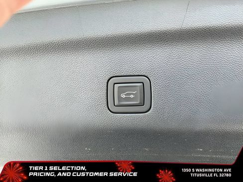 Certified 2023 GMC Yukon Denali w/ Denali Reserve Package AWD/4WD image 27