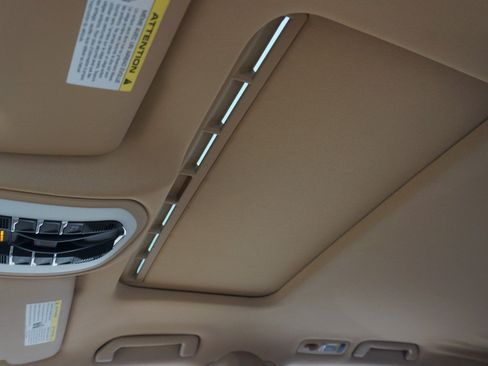 Used 2014 Porsche Cayenne image 26