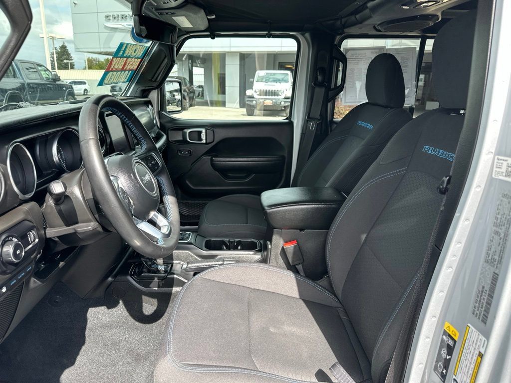 Used 2023 Jeep Wrangler Unlimited Rubicon 4xe AWD/4WD image 16