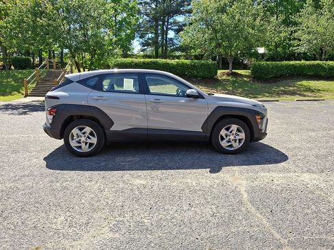 Certified 2026 Hyundai Kona SE FWD image 33