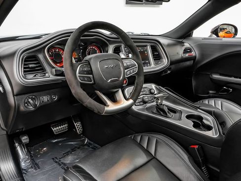 Used 2023 Dodge Challenger SRT Hellcat image 3