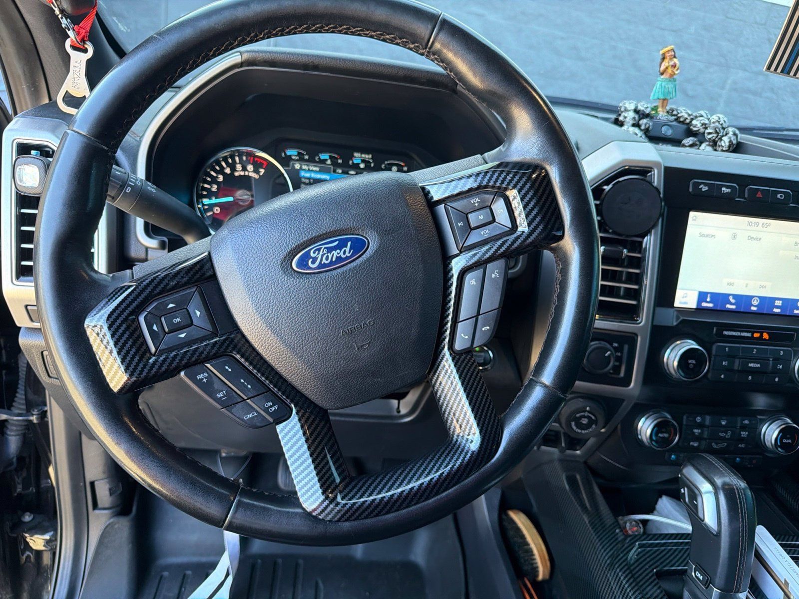 Used 2020 Ford F150 Platinum w/ Equipment Group 701A Luxury AWD/4WD image 12