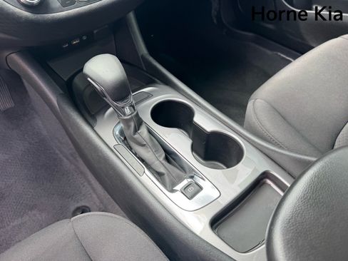 Used 2023 Chevrolet Malibu LS FWD image 24