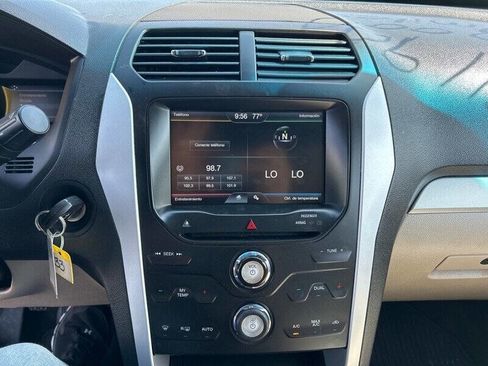 Used 2015 Ford Explorer XLT w/ Equipment Group 201A image 21