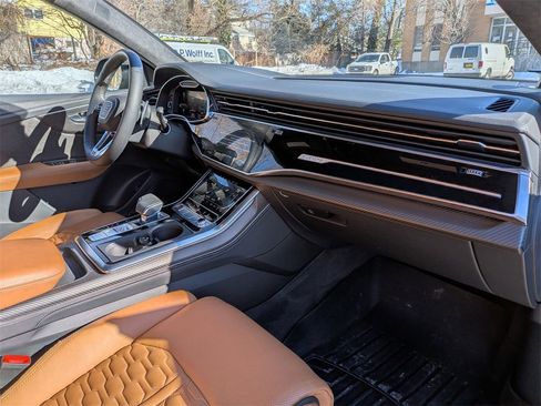 Used 2022 Audi RS Q8 image 32