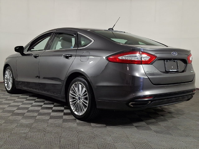 Used 2016 Ford Fusion SE w/ Equipment Group 202A FWD image 7