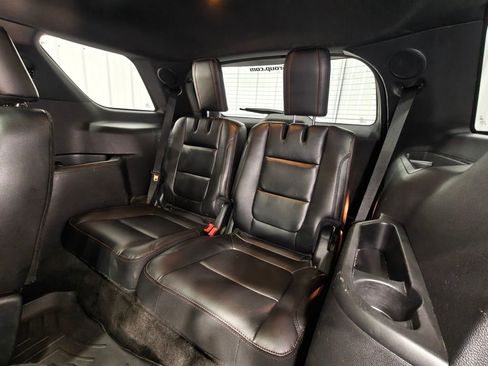 Used 2017 Ford Explorer Sport w/ Equipment Group 401A image 38