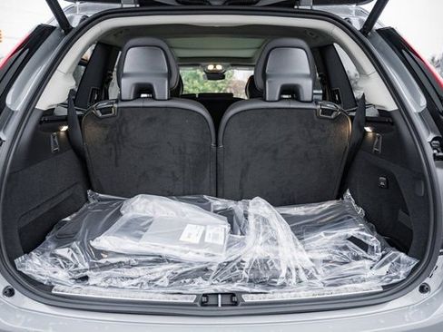 New 2026 Volvo XC90 B6 Ultra w/ Protection Package image 10
