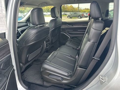 Used 2021 Jeep Grand Cherokee L Limited image 17