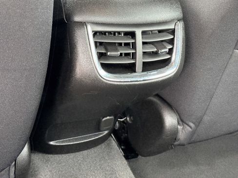 Used 2024 Chevrolet Malibu LT FWD image 14