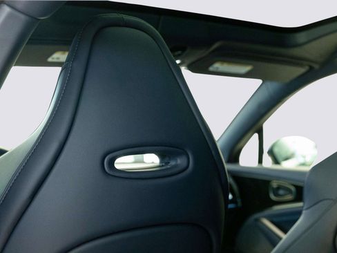 Used 2025 Aston Martin DBX 707 image 38