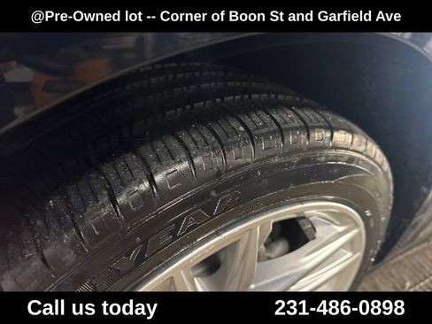 Used 2021 Cadillac CT4 Luxury w/ Sun And Sound Package AWD/4WD image 12