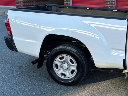 Used 2015 Toyota Tacoma 2WD Access Cab image 8
