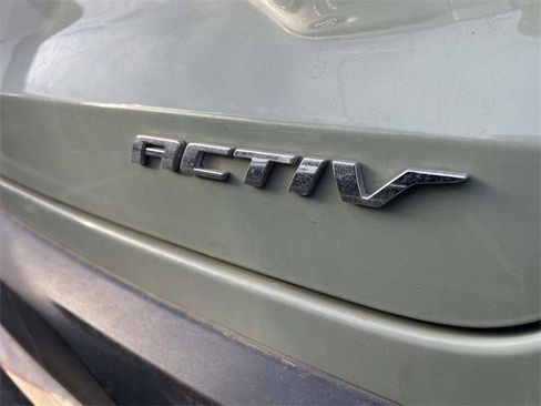 Used 2025 Chevrolet Trax ACTIV image 3