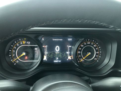 Used 2025 Jeep Gladiator Sport image 24