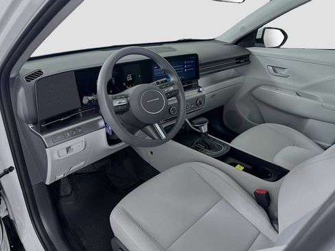 New 2026 Hyundai Kona SE FWD image 9